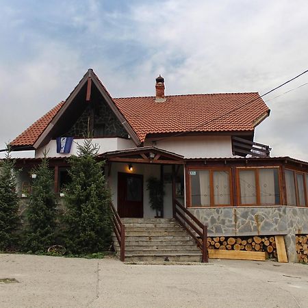 Pensiunea Taverna Bucium Iasi Exterior foto