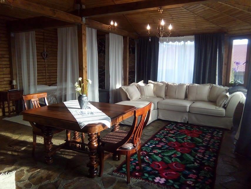 Pensiunea Taverna Bucium Iasi Exterior foto